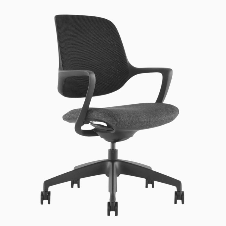 Black low back evoque chair - Desky