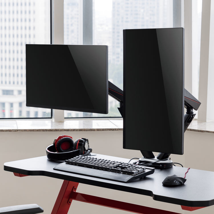 Desky DUal LED vertical monitor use