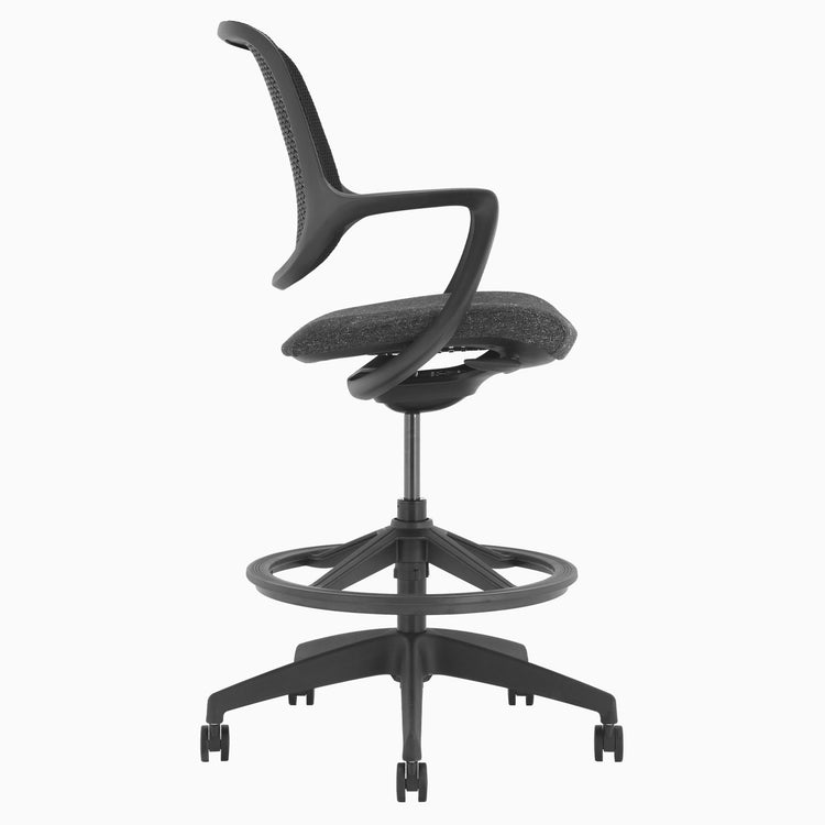 Low back black drafting chair in black - Desky