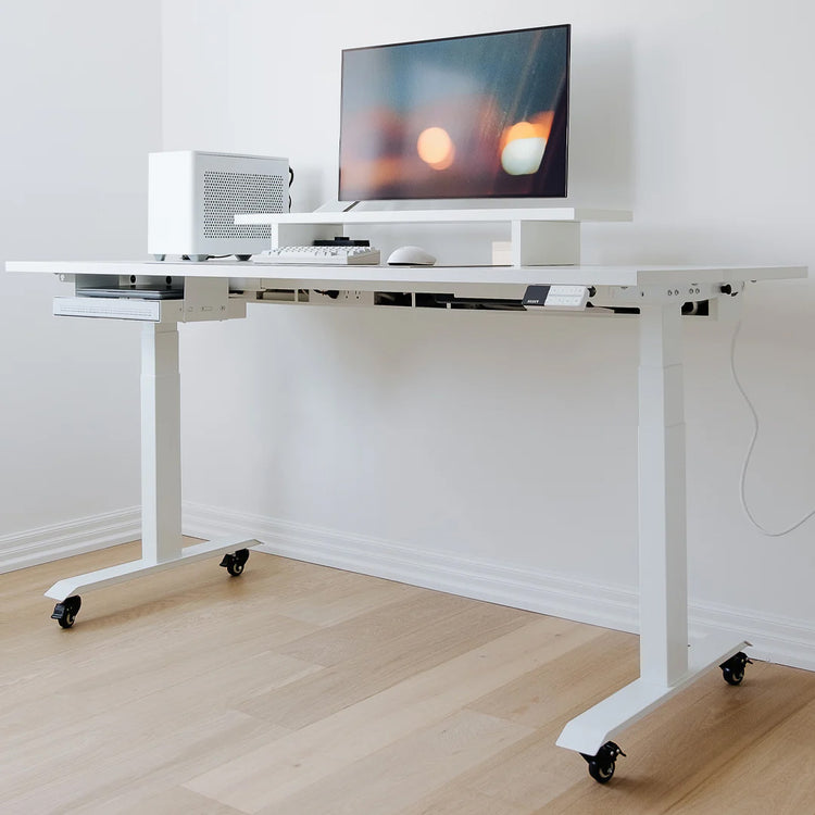 desky lockable desk casters in use