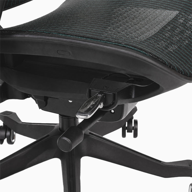 Desky Contourra Ergonomic Mesh Chair