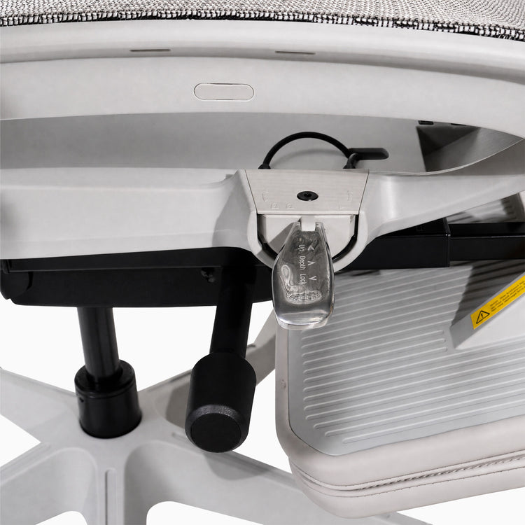 Desky Contourra Ergonomic Mesh Chair
