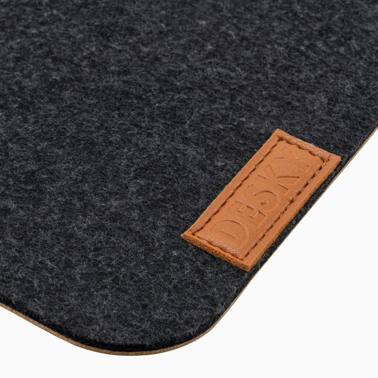 Desky Cork/Felt Desk Pad dark grey 
