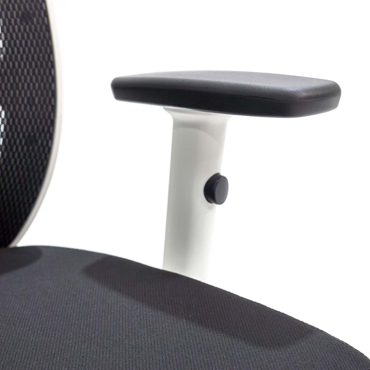 Adjustable arm rest feature - Desky Luminous chair